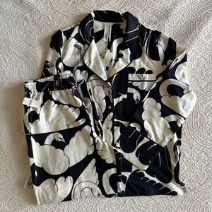 Cecilia Peterson Anthropologie Pajamas Size Large Black and White NWT